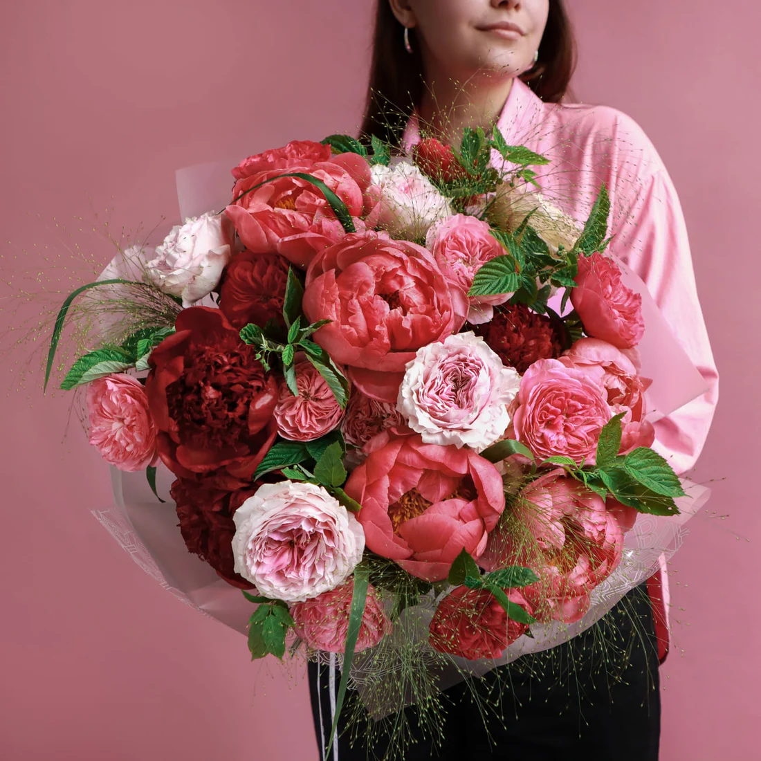 Red garden-rose trio